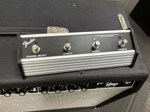 Fender - FENDER TWIN AMP 2